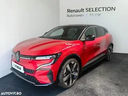 Rosu Utilizat 2023 Renault Mégane Techno Hatchback | 31.900 EUR