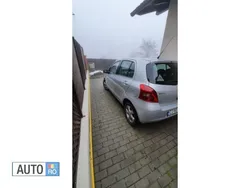Argintiu Utilizat 2007 Toyota Yaris Hatchback | 4.700 EUR