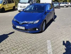 Albastru Utilizat 2017 Toyota Auris Hybrid Luna Hatchback | 14.000 EUR (Puțin scump)