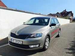 Bej Utilizat 2015 Skoda Rapid Hatchback | 4.799 EUR (Scump)