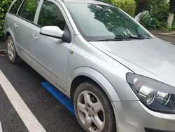 Gri Utilizat 2007 Opel Astra Break | 2.000 EUR (Preț OK)