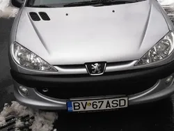 Argint Utilizat 2008 Peugeot 206 Berlinǎ | 2.900 EUR