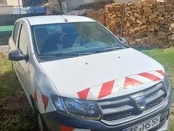 Alb Utilizat 2014 Dacia Sandero Hatchback | 3.200 EUR (Preț bun)