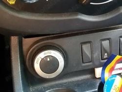 Alb Utilizat 2013 Dacia Duster SUV | 9.700 EUR (Puțin scump)