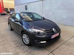 Culoarenegru Utilizat 2014 Renault Mégane GrandTour Dynamique Break | 4.999 EUR (Preț bun)