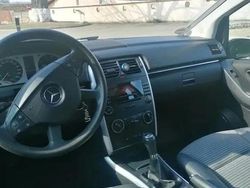 Culoarenegru Utilizat 2007 Mercedes B150 Monovolum | 2.950 EUR