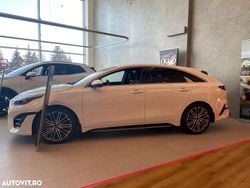 Alb Utilizat 2024 Kia ProCeed GT-Line Hatchback | 31.599 EUR (Preț OK)