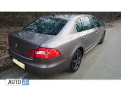 Alte culori Utilizat 2012 Skoda Superb Elegance Berlinǎ | 16.600 EUR