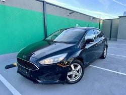 Negru Utilizat 2018 Ford Focus Hatchback | 6.990 EUR (Preț bun)