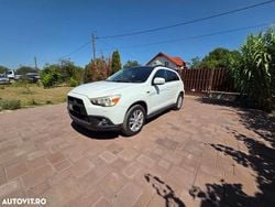 Culoarealb Utilizat 2011 Mitsubishi ASX SUV | 8.000 EUR (Puțin scump)