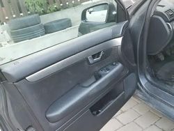 Utilizat 2002 Audi A4 Berlinǎ | 1.700 EUR (Preț OK)