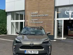 Verde Utilizat 2024 Toyota Yaris Cross Active SUV | 21.990 EUR