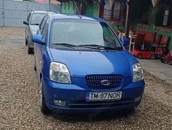 Utilizat 2005 Kia Picanto Hatchback | 900 EUR