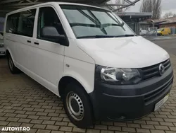 Alb Utilizat 2014 VW Caravelle Monovolum | 25.585 EUR