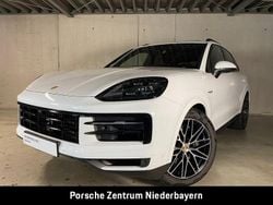 Utilizat 2024 Porsche Cayenne SUV | 99.445 EUR (Scump)