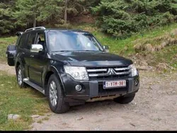 Negru Utilizat 2011 Mitsubishi Pajero SUV | 13.900 EUR