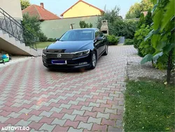 Negru Utilizat 2015 VW Passat Comfortline Berlinǎ | 10.500 EUR (Preț OK)