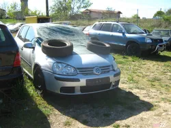 Argintiu Utilizat 2005 VW Golf IV Berlinǎ | 1.299 EUR