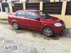 Rosu Utilizat 2009 Chevrolet Aveo Berlinǎ | 3.900 EUR (Preț OK)
