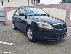 Culoarenegru Utilizat 2013 Skoda Fabia Ambition Break | 3.300 EUR (Preț OK)
