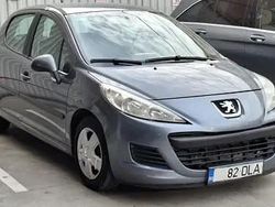 Utilizat 2010 Peugeot 207 Hatchback | 1.550 EUR