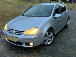 VW Golf V