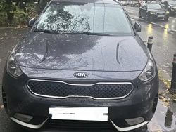 Gri Utilizat 2017 Kia Niro SUV | 12.500 EUR (Puțin scump)