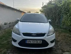 Alb Utilizat 2010 Ford Focus Berlinǎ | 2.500 EUR (Preț OK)
