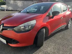 Culoarerosu Utilizat 2014 Renault Clio IV Life Hatchback | 6.900 EUR (Puțin scump)
