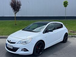 Culoarealb Utilizat 2012 Opel Astra Berlinǎ | 5.590 EUR (Puțin scump)