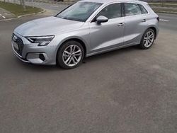 Gri Utilizat 2023 Audi A3 Sport Hatchback | 22.500 EUR (Super Preț)