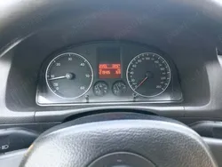 Alb Utilizat 2006 VW Touran Monovolum | 3.950 EUR