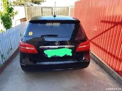 Utilizat 2014 Mercedes A180 Berlinǎ | 5.800 EUR (Preț OK)