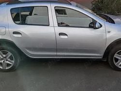 Gri Utilizat 2016 Dacia Sandero Stepway Hatchback | 6.500 EUR (Preț OK)