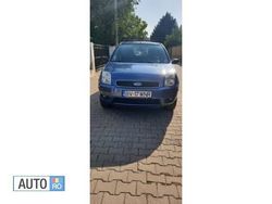 Albastru Utilizat 2005 Ford Fusion Hatchback | 2.000 EUR (Preț OK)