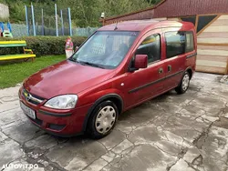 Culoarealte culori Utilizat 2005 Opel Combo Monovolum | 2.750 EUR