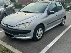 Utilizat 2001 Peugeot 206 Hatchback | 1.000 EUR