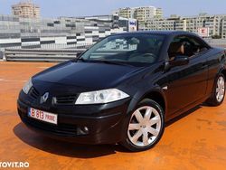 Culoarenegru Utilizat 2008 Renault Mégane Cabriolet Privilege Cabrio | 2.990 EUR