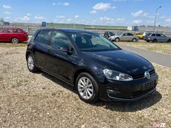 Negru Utilizat 2015 VW Golf VII LOUNGE Berlinǎ | 8.450 EUR (Preț OK)