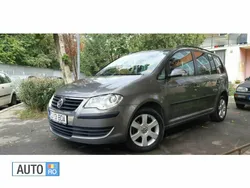 Gri Utilizat 2007 VW Touran Monovolum | 5.600 EUR (Scump)
