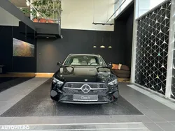 Negru Nouă 2024 Mercedes A200 Hatchback | 39.500 EUR