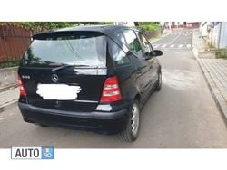 Negru Utilizat 2004 Mercedes A160 Hatchback | 1.750 EUR