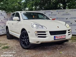 Alb Utilizat 2010 Porsche Cayenne SUV | 9.850 EUR (Preț bun)