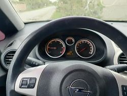 Utilizat 2006 Opel Corsa Break | 1.400 EUR