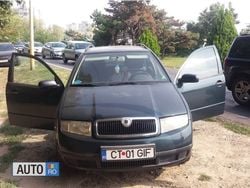 Verde Utilizat 2001 Skoda Fabia Hatchback | 1.950 EUR