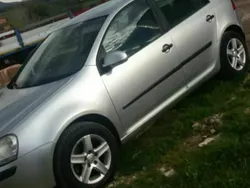 Gri Utilizat 2004 VW Golf IV Hatchback | 3.500 EUR (Scump)