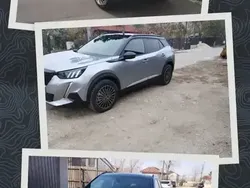Utilizat 2023 Peugeot 2008 SUV | 25.000 EUR (Puțin scump)