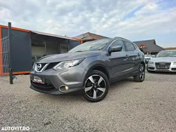 Gri Utilizat 2017 Nissan Qashqai N-Connecta SUV | 11.790 EUR (Preț OK)
