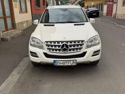 Alb Utilizat 2010 Mercedes ML300 SUV | 12.000 EUR