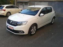 Alb Utilizat 2019 Dacia Sandero Lauréate Hatchback | 6.600 EUR (Super Preț)